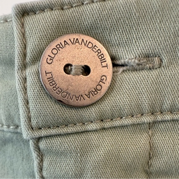 Gloria Vanderbilt All Around Slimming Effect Green Chino Shorts Size 10 - Picture 3 of 5